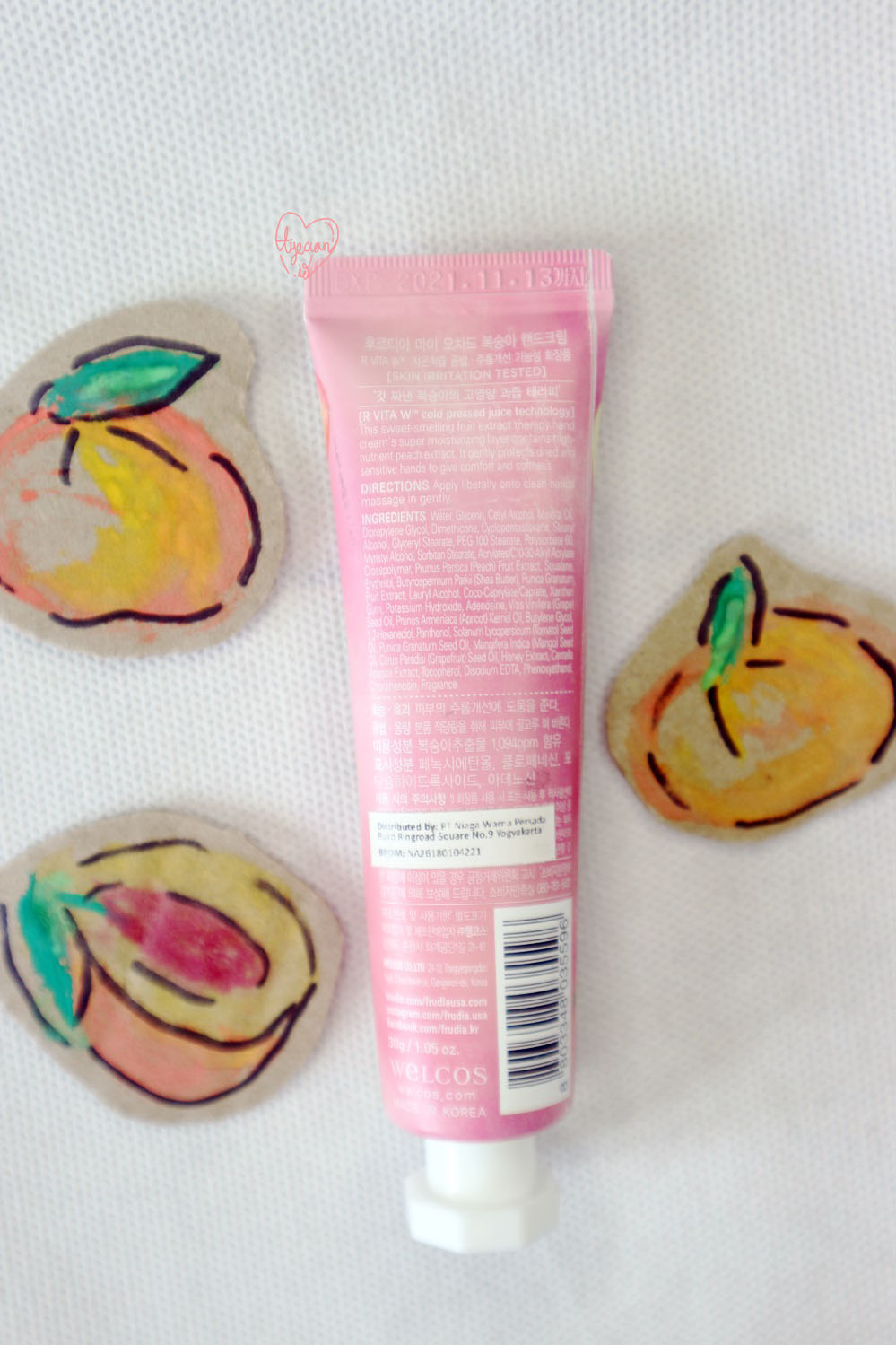 Farmstay real peach hand&body cream 100ml. крем для рук с экстрактом персика peach hand cream, apieu 60 мл 35140. Mistine крем для рук смягчающий с экстрактом цветков вишни, 50 г. Peach hand cream перевод. крем для рук seantree lemon verbena.