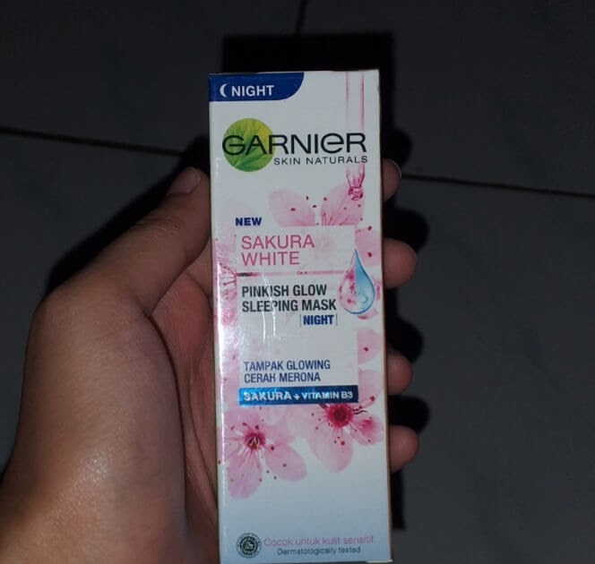 Cek Ingredients Garnier Sakura White Pinkish Glow Sleeping Mask SKINCAPEDIA