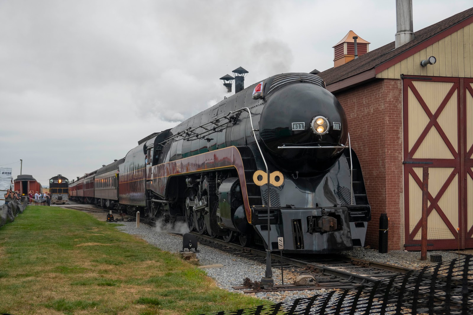 Up Dunes Junction 611 Sighting at Strasburg