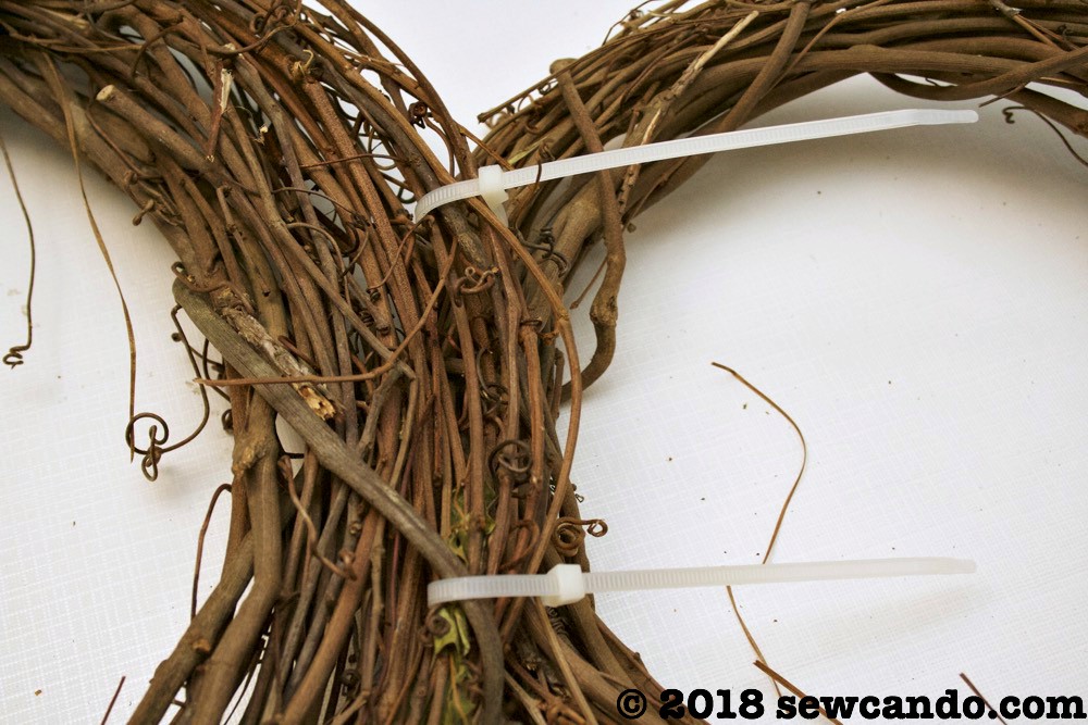 Sew Can Do Ultra Easy Grapevine Easter Bunny Wreath Tutorial