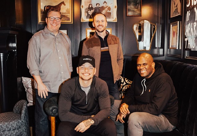 Kane Brown signs up with Sony Music