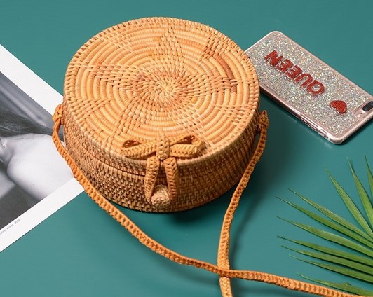 https://baginning.com/p/brown-summer-beach-bag-round-woven-bag-with-bow.html