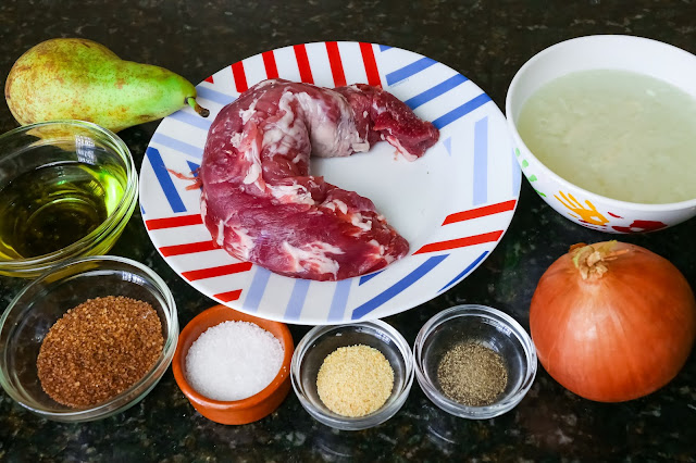 Imagen de ingredientes de solomillo de cerdo ibérico en salsa de pera