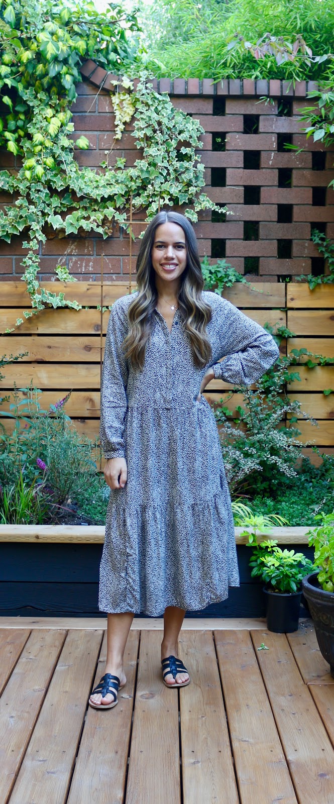 Jules in Flats - H&M Long Sleeve Midi Dress (Business Casual Workwear on a Budget)