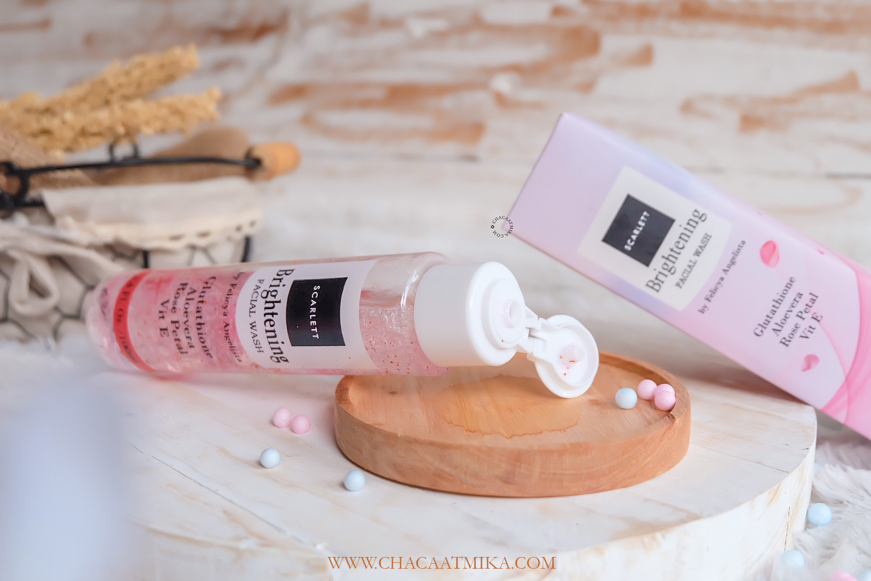 Review Scarlett Whitening Brightly Ever After Facial Wash