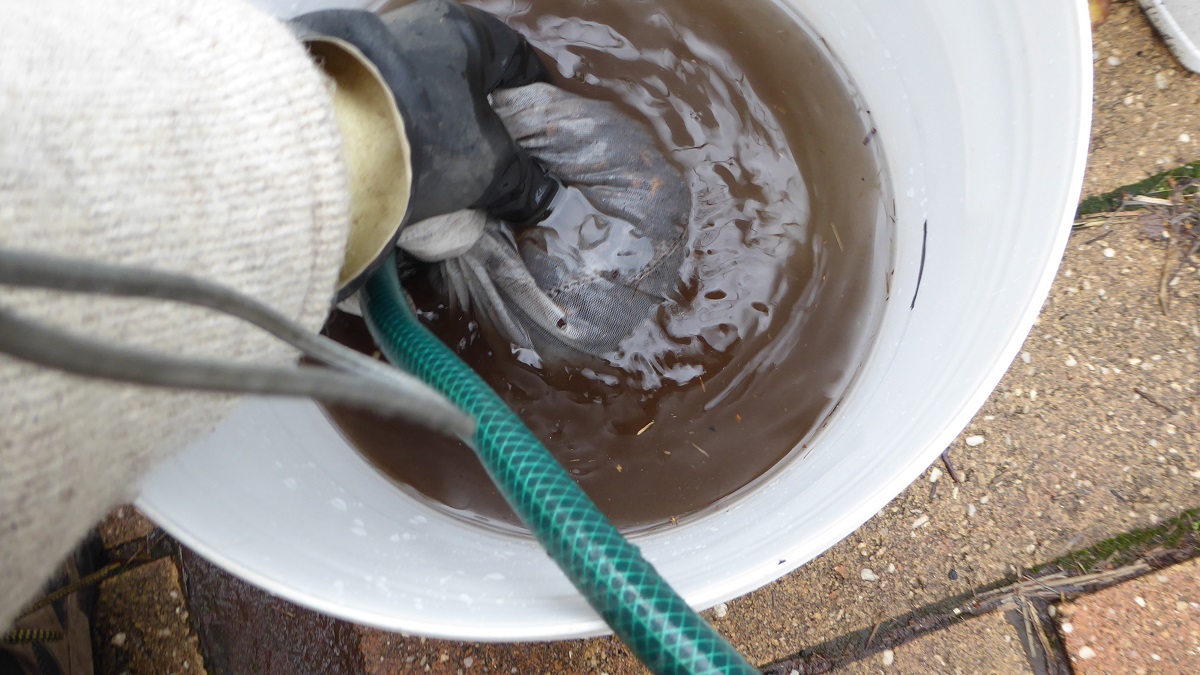 Garden Ecobeds Make Compost Extract in 15 mins.