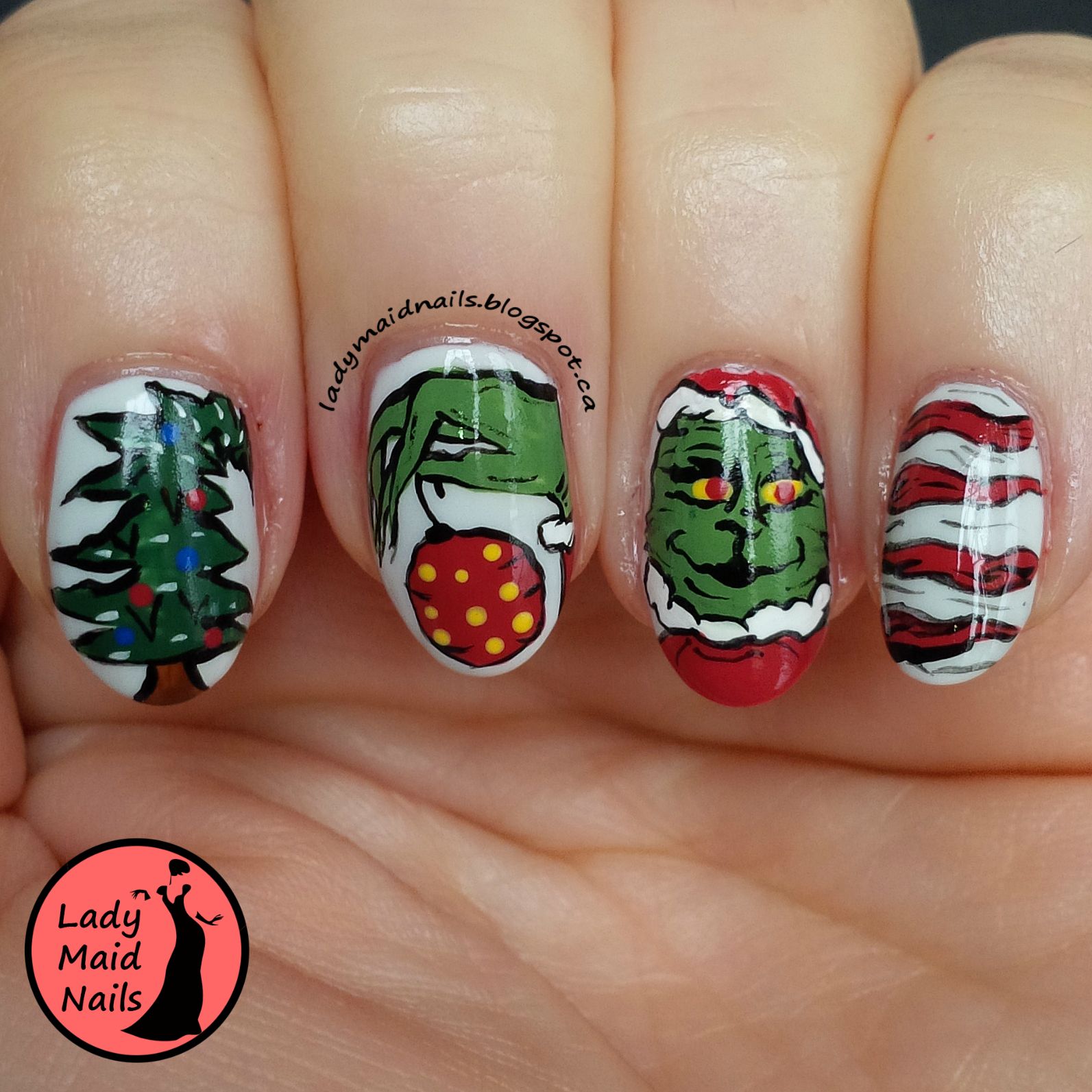Lady Maid Nails: Freestyle Christmas Nails!