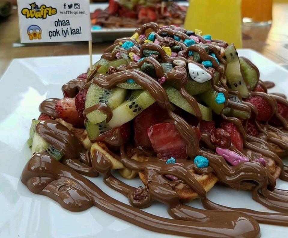 QUEEN WAFFLE TALAS KAYSERİ MENÜ LİSTESİ Ne Kadara Yenir?
