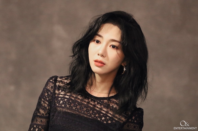 민낮vs화장했을때 차이가 별로 없는 돌출신 배우 | 인스티즈