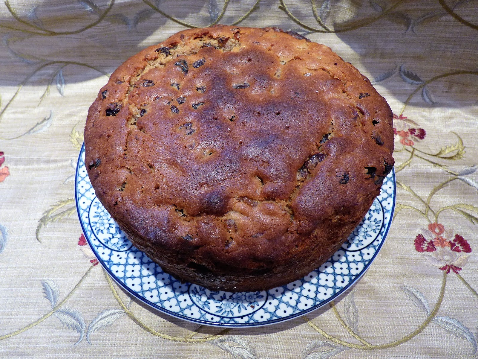 Chez Maximka Boiled fruit cake