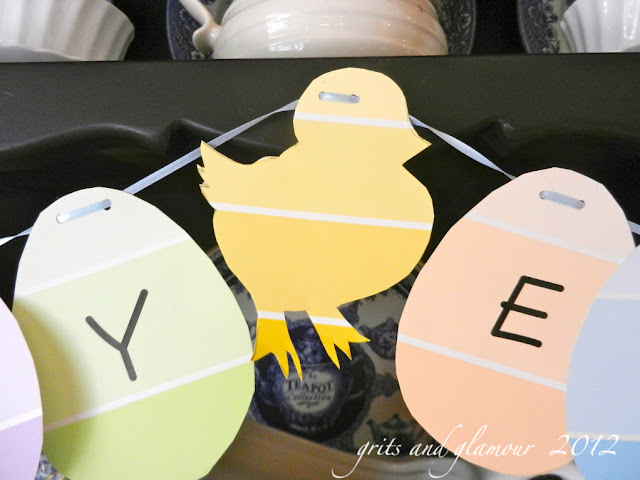 DIY Easter Egg Paint Chip Garland  /  The Everyday Home  / www.everydayhomeblog.com