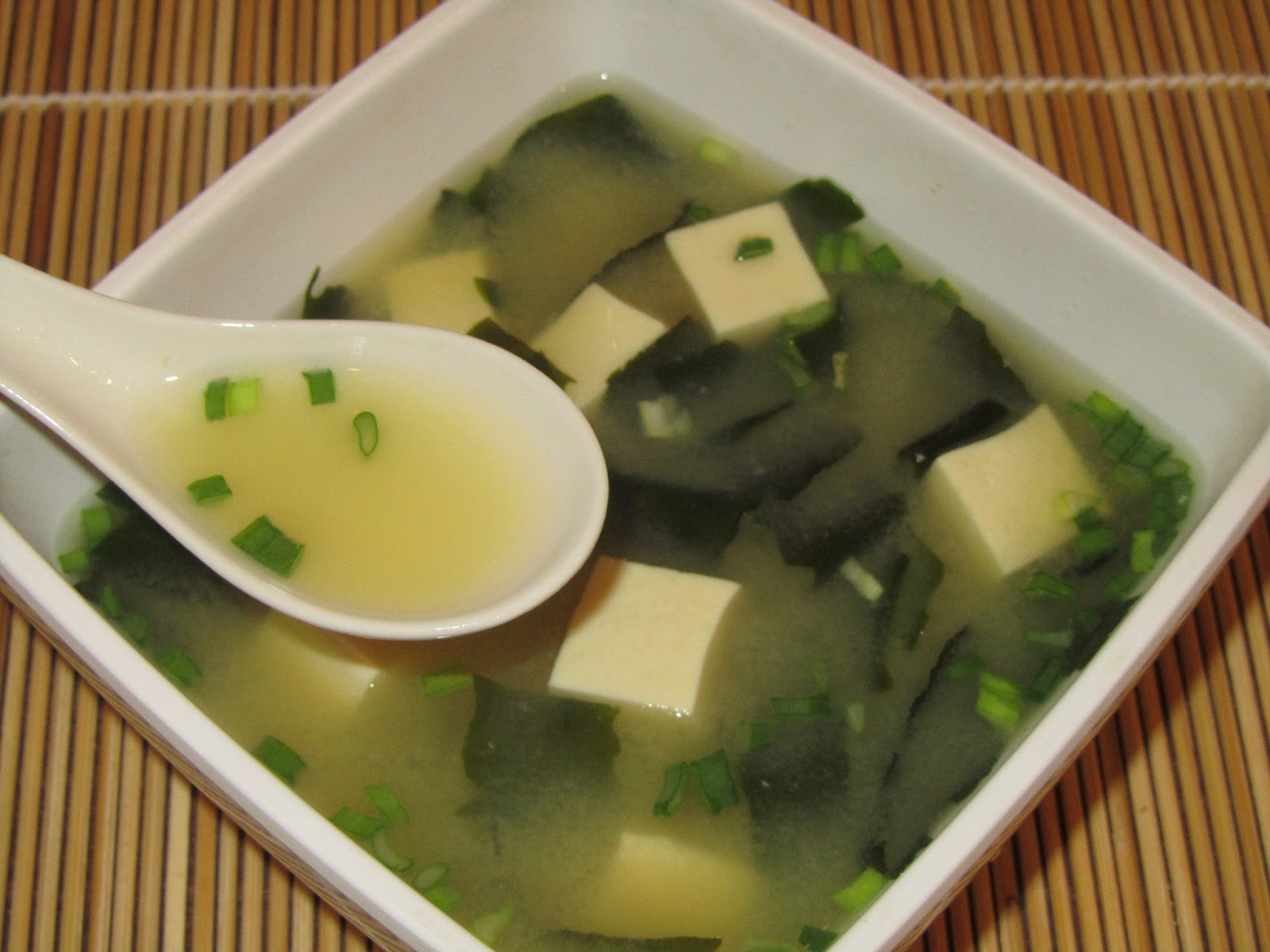 Cook a bit..or a bit of a cook Miso soup with Wakame and Tofu