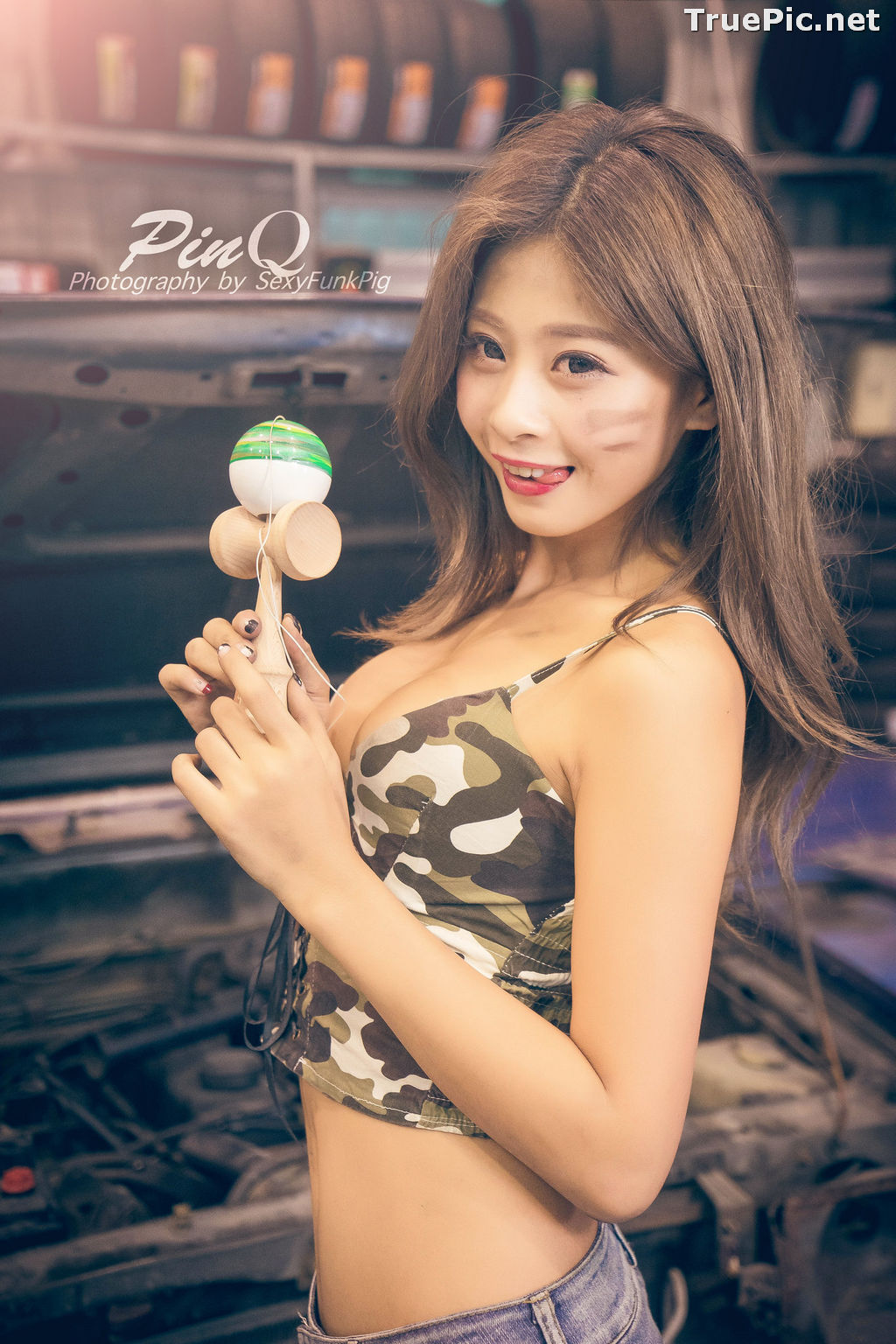 Image Taiwanese Model - PinQ憑果茱 - Hot Sexy Girl Car Mechanic - TruePic.net - Picture-12