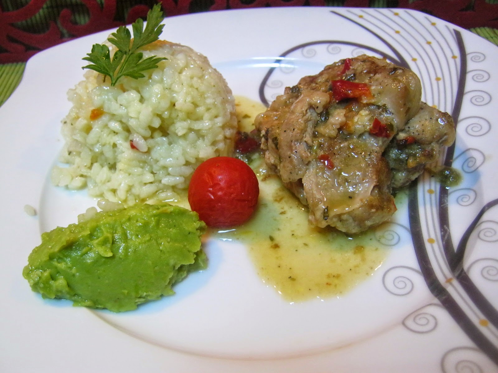 Piccata de curcan cu piure de mazare si orez