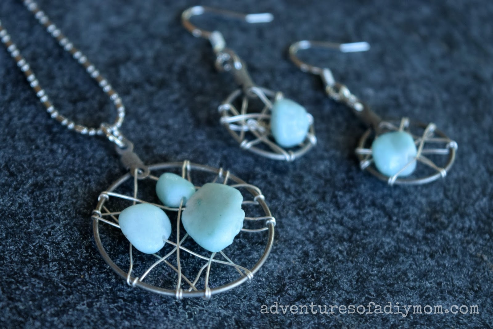 Easy Wire Wrapped Jewelry Adventures of a DIY Mom