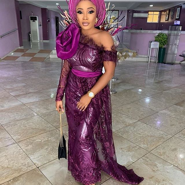 Aso ebi wedding pictures Clearance