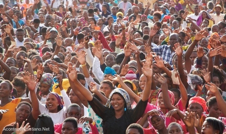 Preparan la mayor cruzada evangelística de la historia en países de África Cruzada evangelística en África