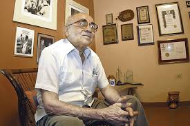 This is my World/ Este es mi Mundo. CARLOS FRANCISCO CHANGMARÍN OTRO