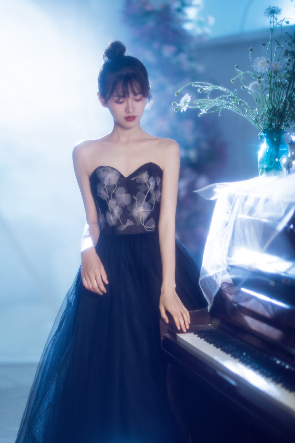 Gallery - Chinese model 钟恩淇 - Back Angel - P4