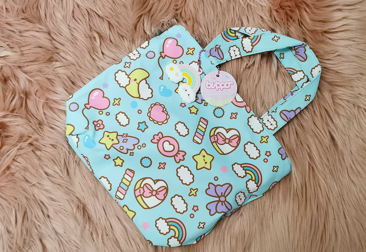 Kawaii Box Unboxing + INTERNATIONAL GIVEAWAY Venoma Fashion Freak