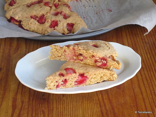 Quinoa-Strawberry Scones