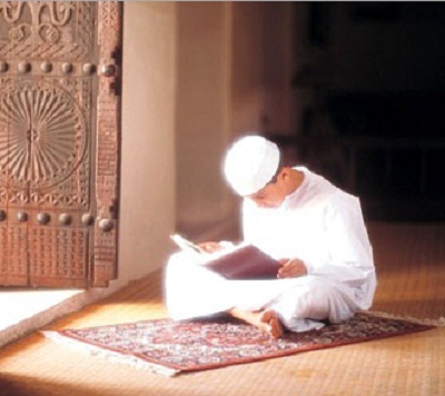 15 Khasiat Membaca Surat Al Waqiah Untuk Rezeki & Kekayaan