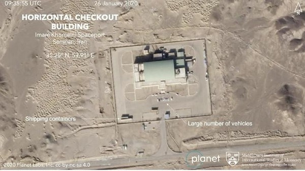 Di Saat Pandemi Corona, Iran Berhasil Luncurkan Satelit Militer Pertama