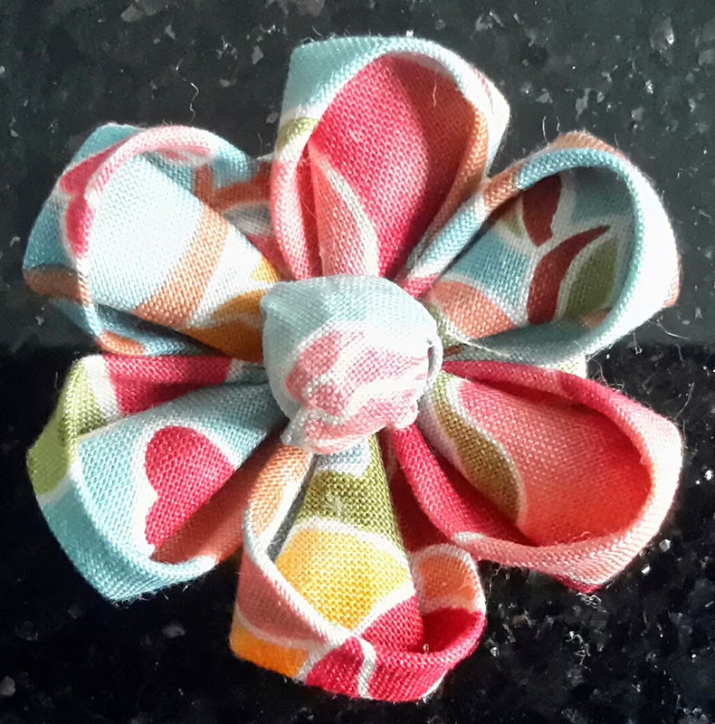 LinsArt Fabric Flower Brooch