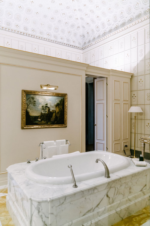 Weekday Wanderlust | Places: The Extravagantly Lovely Four Seasons Florence