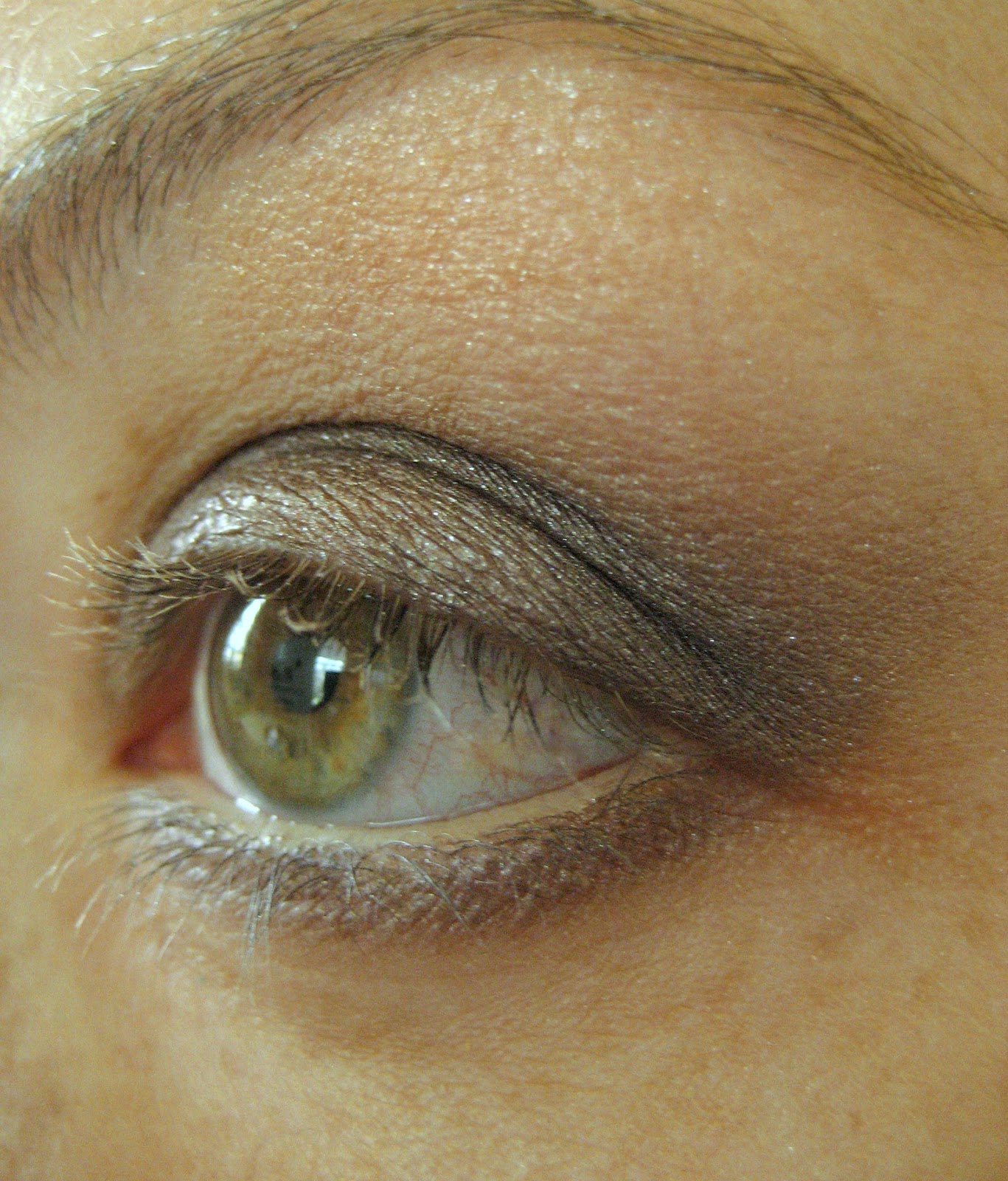 Le Boudoir de Sparkling Fairy Test du Mascara "le Volume" de Chanel sur cils courts et peu