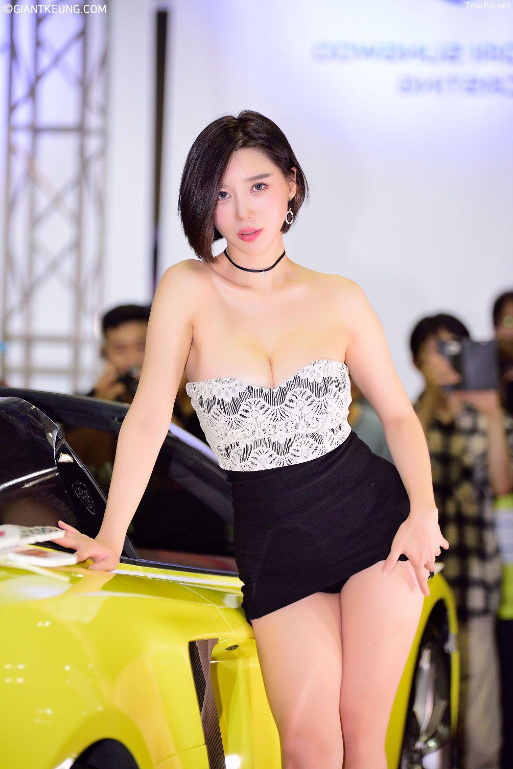 Korean Racing Model - Song Jooa - Seoul Auto Salon 2019 - Picture 14
