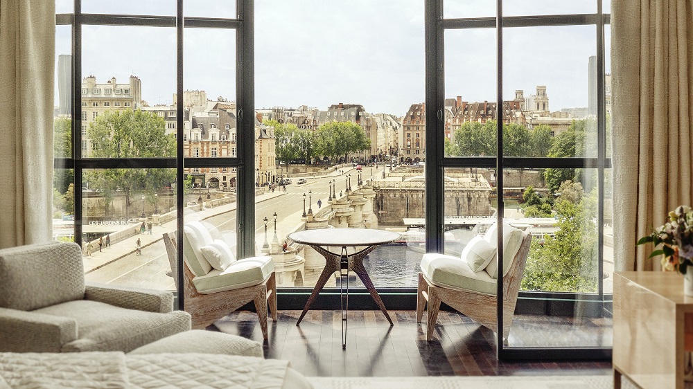 THE SEINE ON THE SHOW, CHEVAL BLANC PARIS OPEN ITS DOORS IN 2021