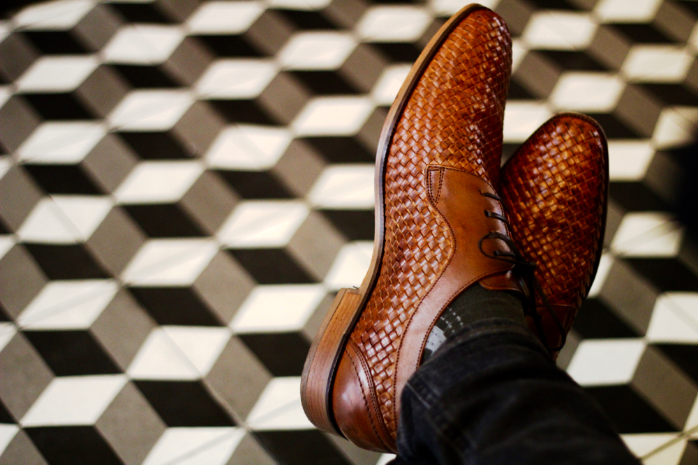 Blog-mode-style-homme-masculin-dandy-san-marin-testeurs-de-shoes-concours-les-halles-chouettes-restaurant-marais-chaussures-tressées-cuir-maison-souquet-grand-palais-keita-photo-expo-photocall-boubou - 3