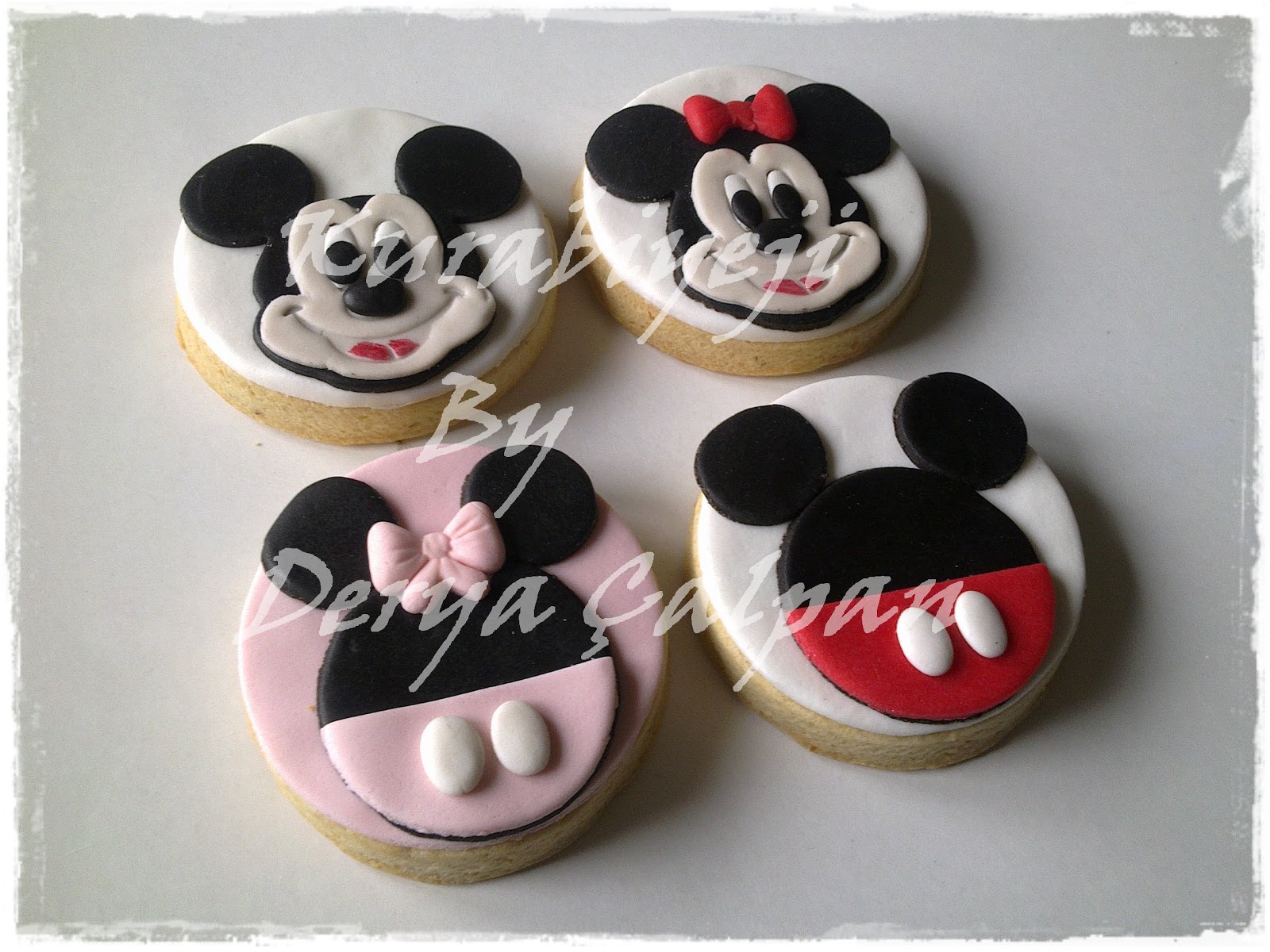 Kurabiyeji By Derya İnci MickeyMini Mouse Kurabiye ve Cupcakeler