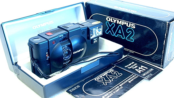 ImagingPixel: Olympus XA2 35mm Zone Focus Film Camera Review