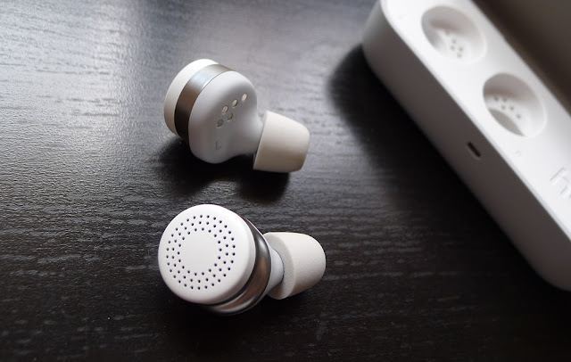 Doppler Labs Here One Wireless Smart Earbuds