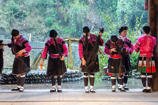 Huangluo, dlouhé vlasy, Guangxi