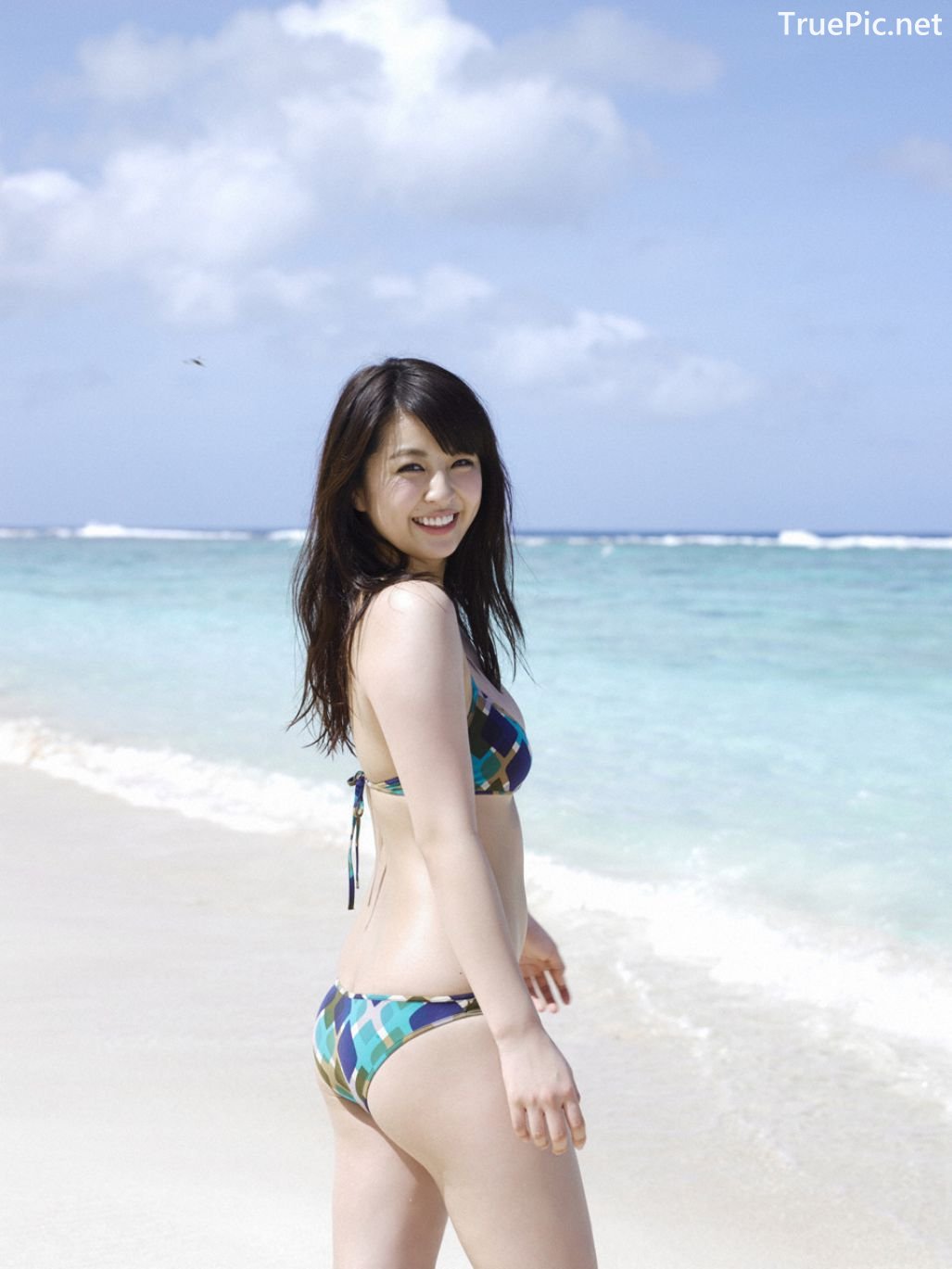 Image-Japanese-Actress-And-Model-Yurina-Yanagi-Blue-Sea-And-Hot-Bikini-Girl-TruePic.net- Picture-47