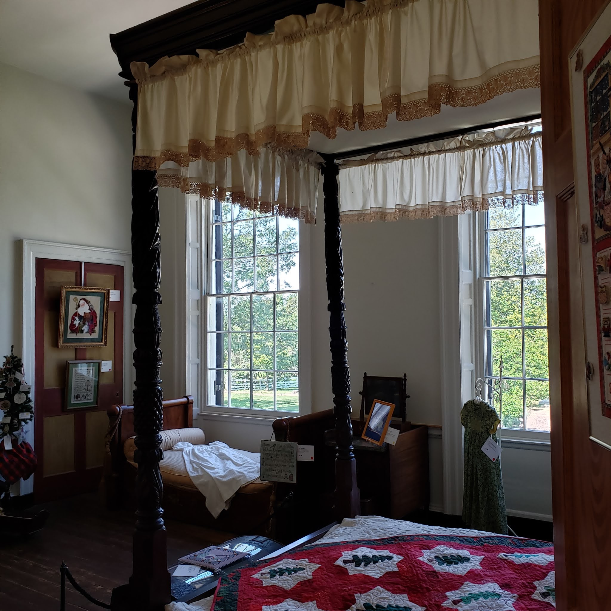 needleworker not in paradise Woodlawn Needlework Show