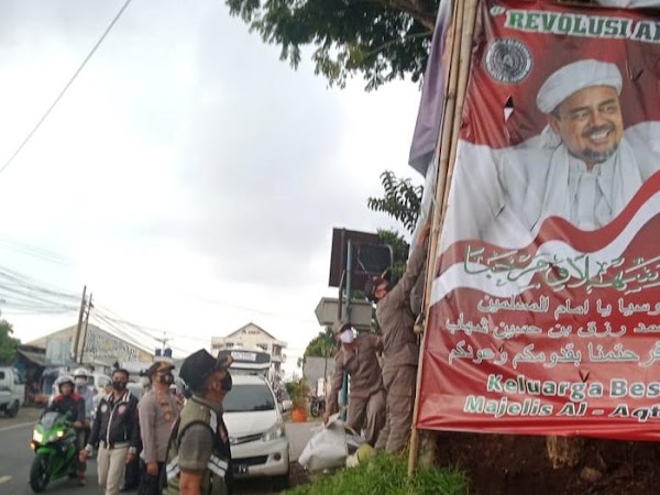 Laskar FPI Cianjur soal Baliho HRS Dicopot: Lihat Saja, Ada Akibatnya!