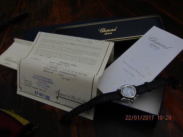 Фото на оригинальность. Сертификат Chopard. Сертификат на ювелирные изделия Chopard. Сертификат подлинности часов. Chopard сертификат на украшения.