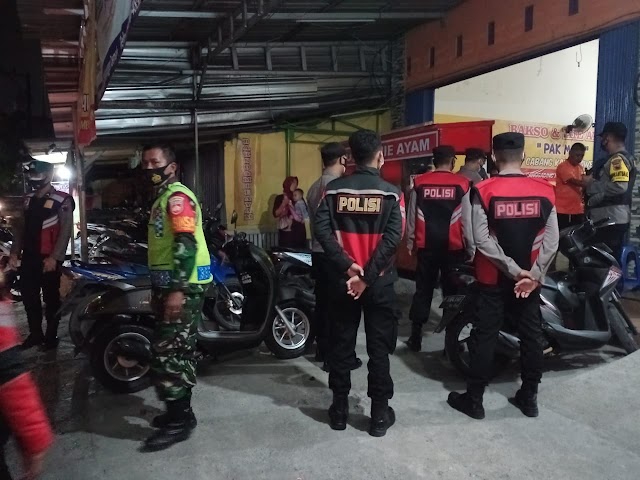 PPKM Darurat Diperpanjang, Aparat TNI dan Polri di Mranggen Lakukan Pembatasan Aktivitas Warga