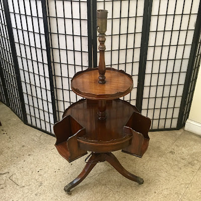 Uhuru Furniture Collectibles Reduced Vintage 2 Tiered