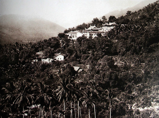 The Kek Lo Si Buddhist complex at Ayer Hitam, 1906