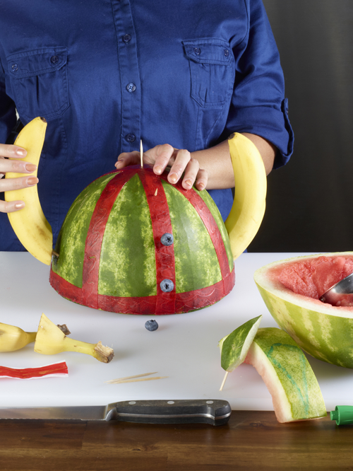 Casco de vikingos hecho con frutas. - Ideas y material gratis para
