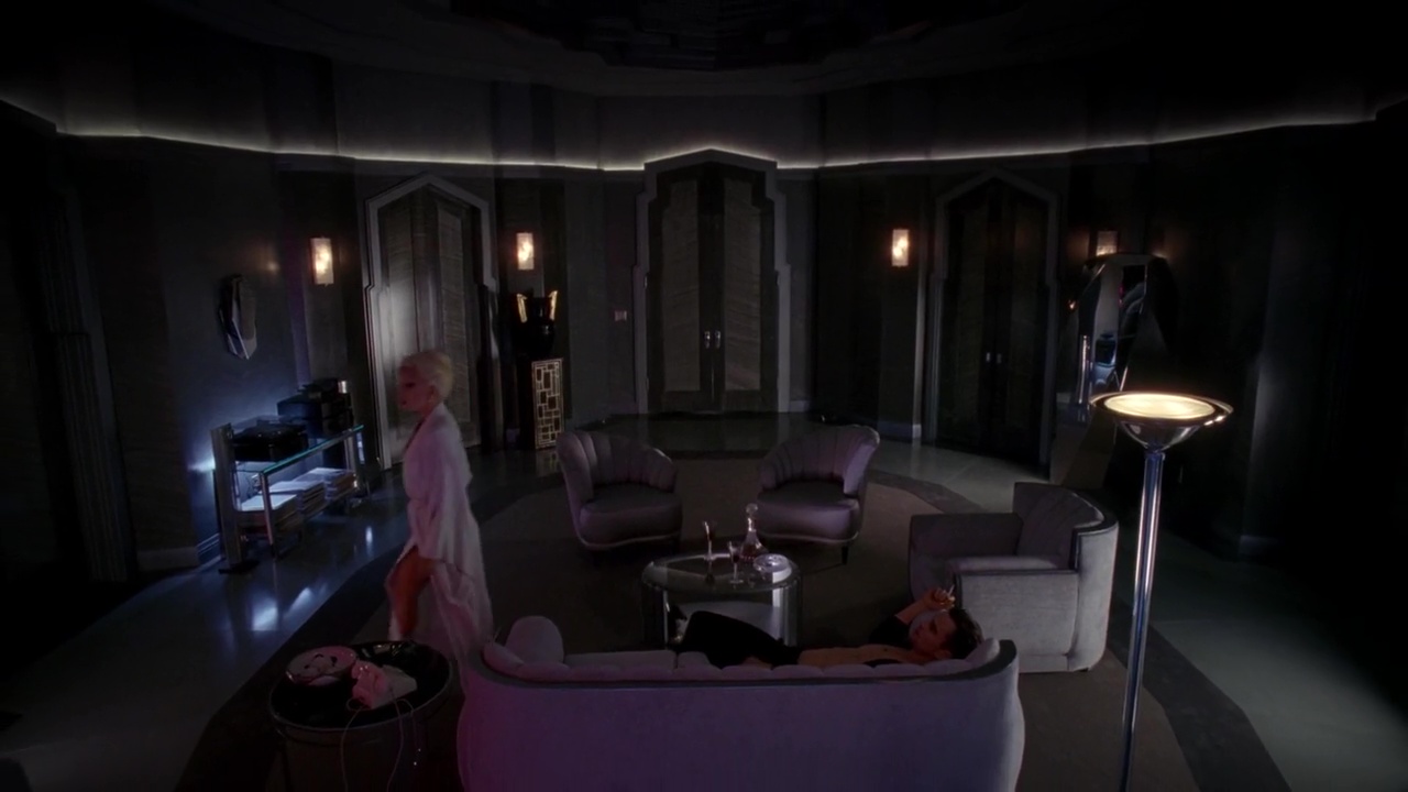 ausCAPS: Matt Bomer shirtless in American Horror Story: Hotel 5-02