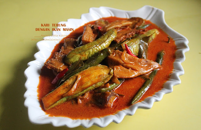 Kari Terung dengan Ikan Masin