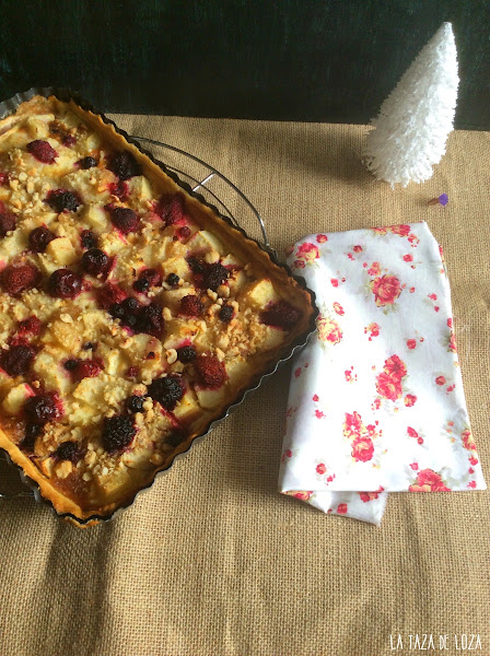 tarta-de-frutas-con-avellanas
