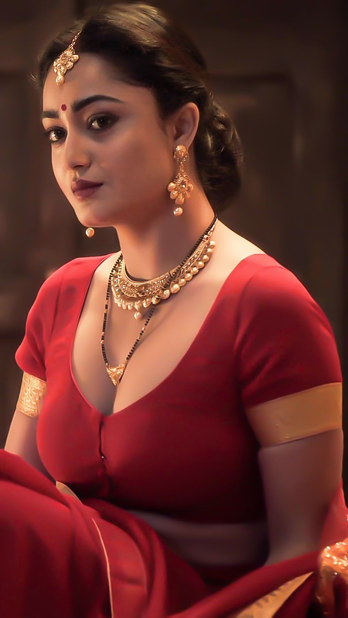Actress+Tridha+Choudhury+Hot+and+Sexy+Im