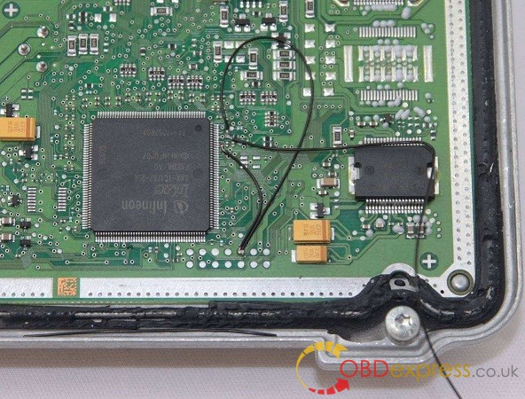 حل کرد!  KTM Bench خطای ECU Bosch MEDC17 ECU 10 را شناسایی کرد